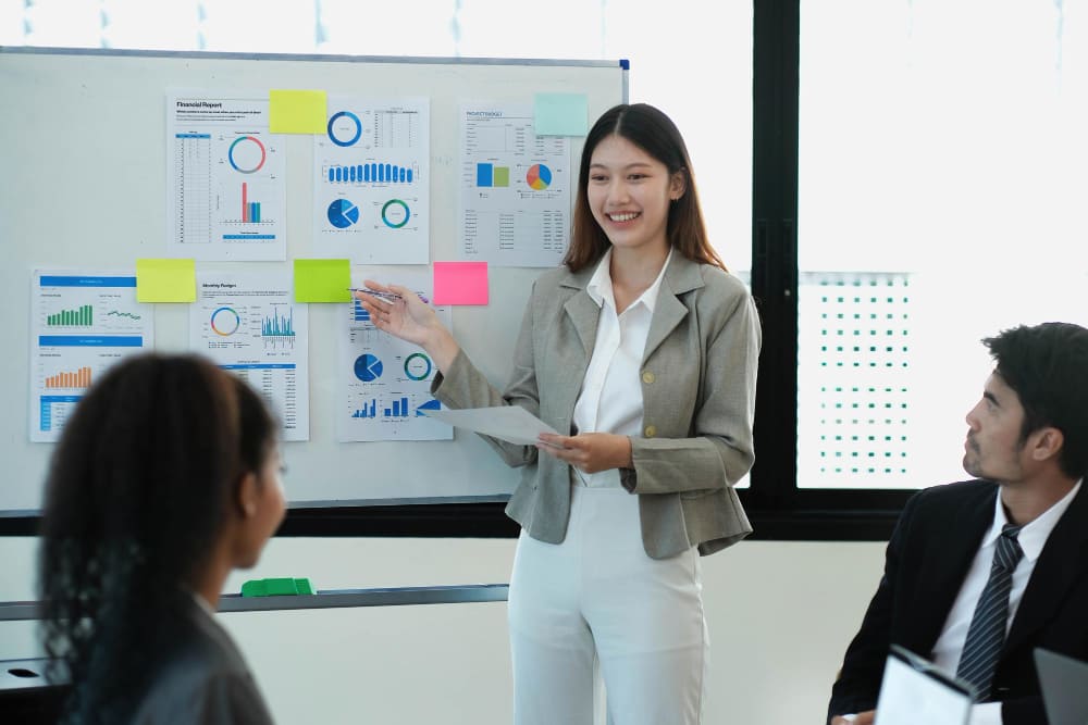 Đội ngũ chuyên gia dịch vụ tính lương tại Việt Nam cho doanh nghiệp