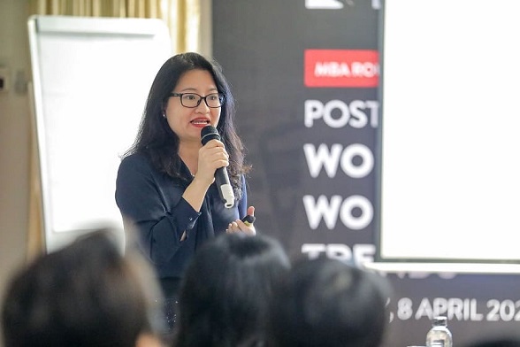 Bà Nguyễn Thu Trang, Giám đốc Toàn quốc Dịch vụ Tuyển dụng Cấp Cao và Tư vấn Nhân sự, ManpowerGroup Việt Nam đã mang đến hội thảo những chia sẻ chuyên sâu về những kỹ năng cần có của người lao động trong tình hình mới.